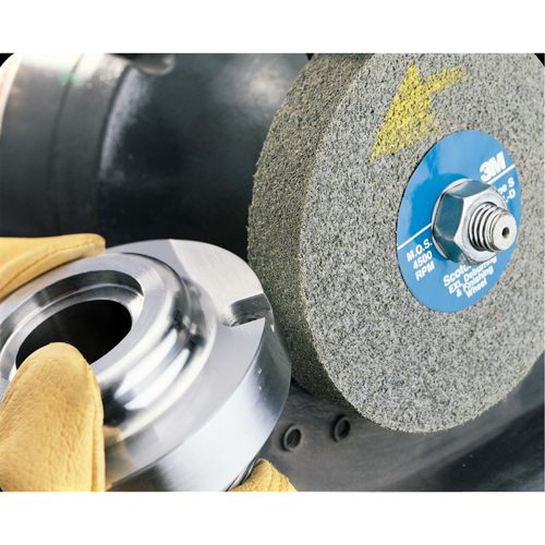 Scotch-Brite EXL Deburring Wheels, 6" x 1/2", 1" Arbor, Aluminum Oxide Solutions industrielles ALPHA