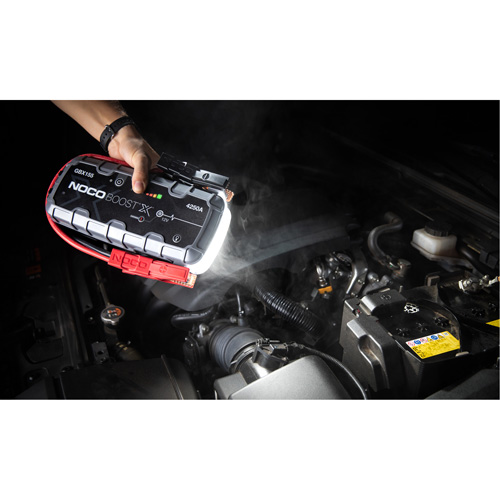 GBX155 Boost&reg; X Jump Starter Solutions industrielles ALPHA