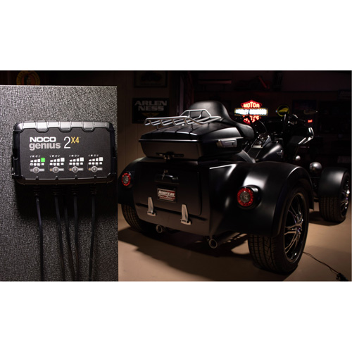 Genius&reg; 2X4 4-Bank, 8-Amp Battery Charger Solutions industrielles ALPHA