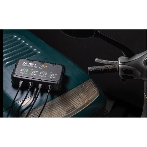 Genius&reg; 2X4 4-Bank, 8-Amp Battery Charger Solutions industrielles ALPHA