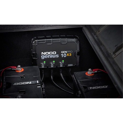 Genius&reg; GenPro10X3 3-Bank, 30-Amp On-Board Battery Charger Solutions industrielles ALPHA