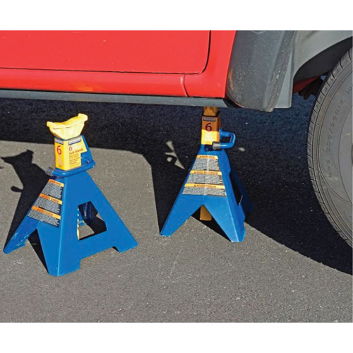 Chandelles, Poign&eacute;e/rochet verrouillable, Capacit&eacute; de 6 tonnes, 25-1/4" h Solutions industrielles ALPHA