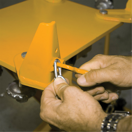 Cric de transmission Yellow Jackit, Cap. de levage 2,2 tonnes Solutions industrielles ALPHA