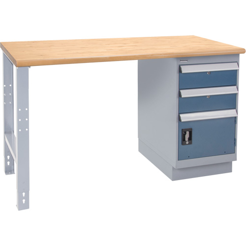 Industrial-Duty Workbench, Door w/ Drawer Combination, 1000 lbs Cap., 72" W x 30" D, 34" H Solutions industrielles ALPHA