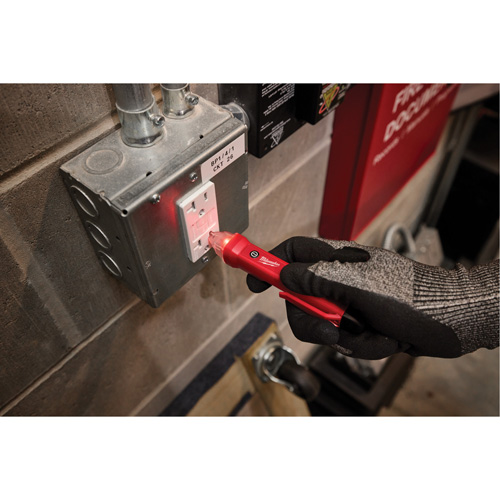 Non-Contact Voltage Detector, 50 V - 1000 V, Display & Sound Alert Solutions industrielles ALPHA
