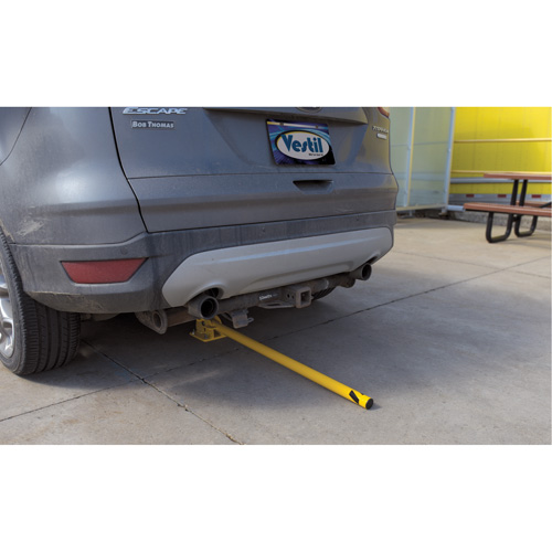 Fold-Down Bollards, Steel, 42" H x 1-3/4" W, Yellow Solutions industrielles ALPHA