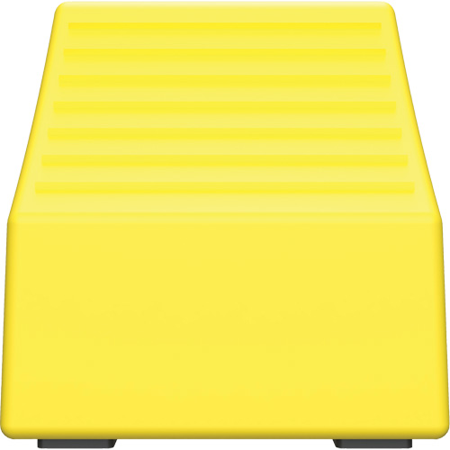 Cale de roue ultra-robuste pour l'exploitation mini&egrave;re Checkers Safety, PEHD, Jaune, 14-1/2" la x 17-1/2" p x 16" h Solutions industrielles ALPHA