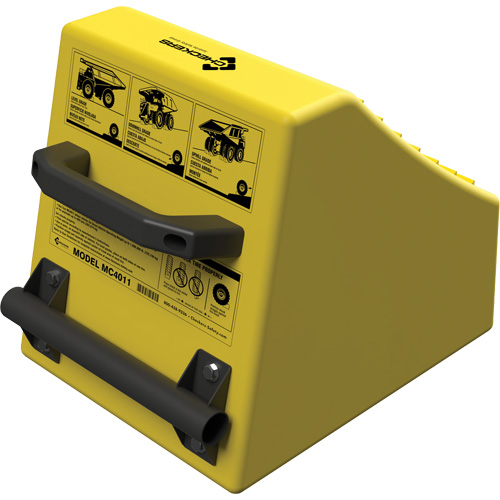 Cale de roue ultra-robuste pour l'exploitation mini&egrave;re Checkers Safety, PEHD, Jaune, 14-1/2" la x 17-1/2" p x 16" h Solutions industrielles ALPHA
