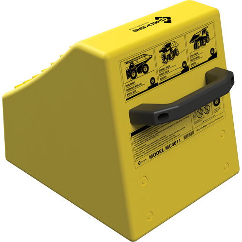 Cale de roue ultra-robuste pour l'exploitation mini&egrave;re Checkers Safety sans support, PEHD, Jaune, 14-1/2" la x 17-1/2" p x 16" h Solutions industrielles ALPHA