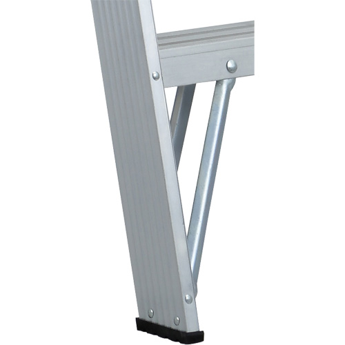 Commercial Duty Stepladders (2400 Series), 4', Aluminum, 225 lbs. Capacity, Type 2 Solutions industrielles ALPHA