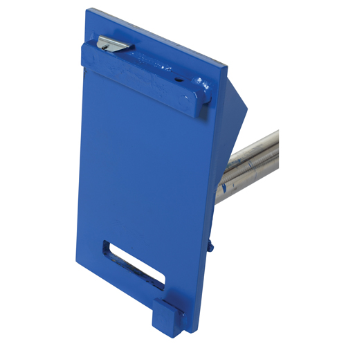 Fl&egrave;che de chariot &eacute;l&eacute;vateur pour tapis, 108-1/2" longueur, Install&eacute; sur tablier, Capacit&eacute; de 2500 lb Solutions industrielles ALPHA