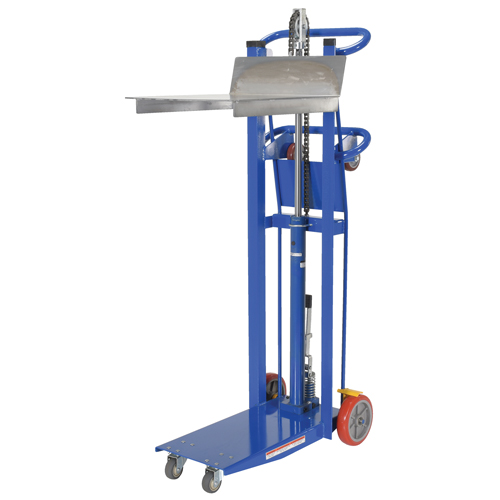 Gerbeur &agrave; plateforme hydraulique, M&eacute;canisme Pompe au pied, Capacit&eacute; de 750 lb, Levage max de 52" Solutions industrielles ALPHA
