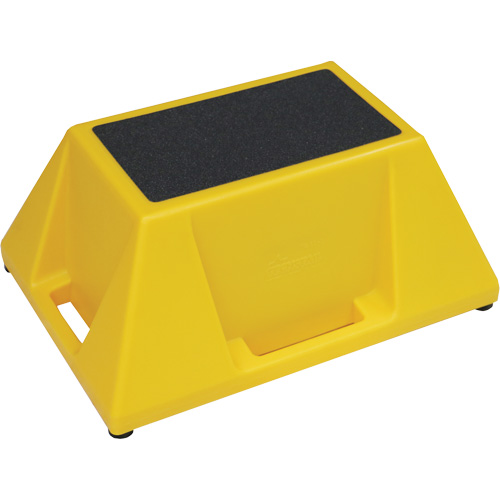 Industrial Step Stools, 28" x 20" x 13" High Solutions industrielles ALPHA