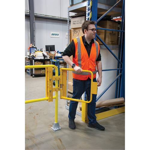 Barri&egrave;re &agrave; bascule de s&eacute;curit&eacute;, 21" h x 16" - 26" la Solutions industrielles ALPHA