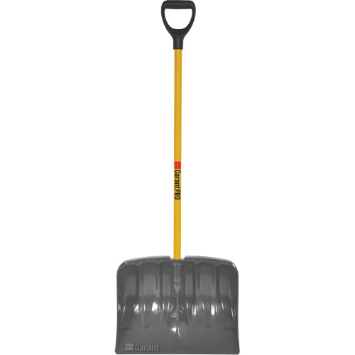 Pelle &agrave; neige haute capacit&eacute; Mountain Mover, Lame Polypropyl&egrave;ne, Largueur 19", Manche Prise en D Solutions industrielles ALPHA