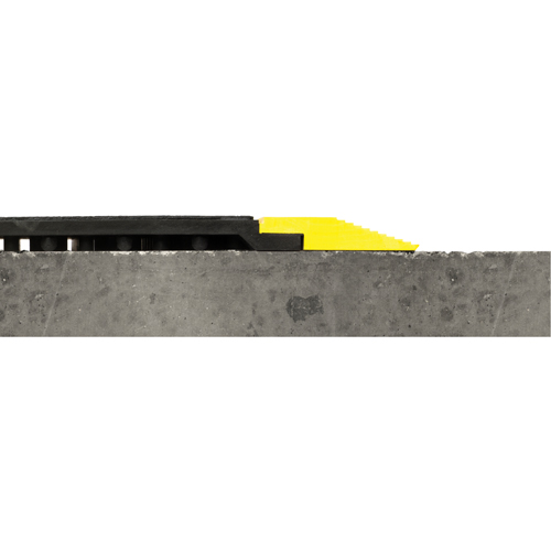 24/Seven&reg; Matting, Rubber, 3' W x 3' L, 5/8" Thick, Black Solutions industrielles ALPHA