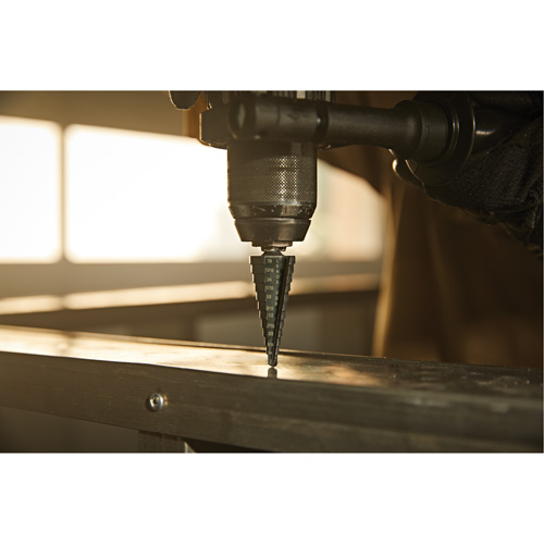 Foret &eacute;tag&eacute; no 8, 3/16" - 7/8", Acier rapide Solutions industrielles ALPHA