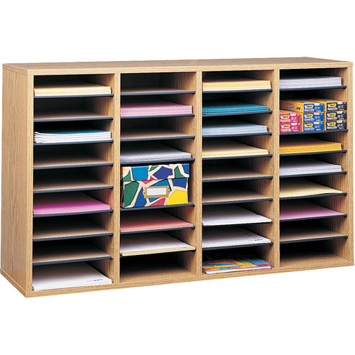 Casier &agrave; compartiments r&eacute;glable pour documentation, Stationnaire, 36 fentes, Bois, 39-1/4" la x 11-3/4" p x 24" h Solutions industrielles ALPHA