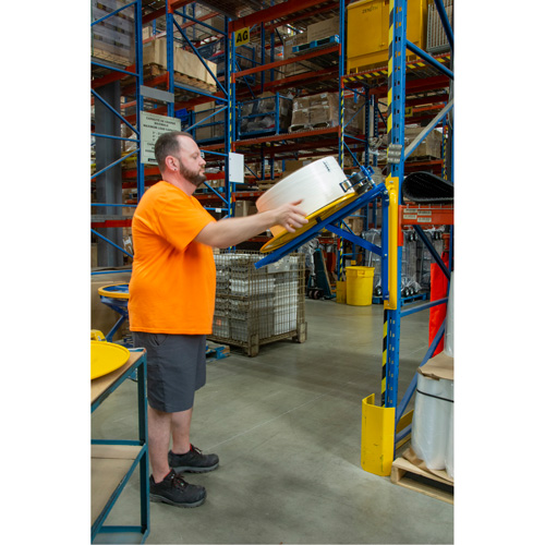 Strapping Dispenser, Polyester/Steel/Polypropylene Straps, 16"/8" Core Dia., 3"/8"/6" Roll Width Solutions industrielles ALPHA