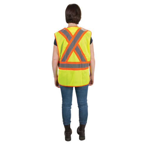 CSA Compliant High Visibility Surveyor Vest, High Visibility Lime-Yellow, Medium, Polyester Solutions industrielles ALPHA