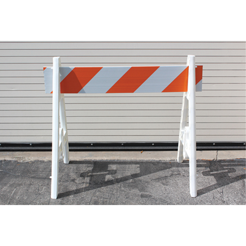 Barricades, A-Frame, 48" L x 40" H, Orange/White Solutions industrielles ALPHA