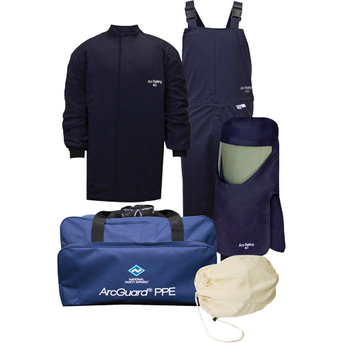 Ensemble de v&ecirc;tements grand contre l'arc &eacute;lectrique avec capuchon &agrave; lev&eacute;e avant Arcguard Revolite, 40 cal/cm² Solutions industrielles ALPHA