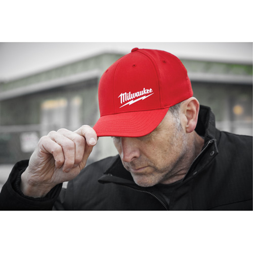Flexfit&reg; Fitted Hat, Red, Poly-Cotton Solutions industrielles ALPHA