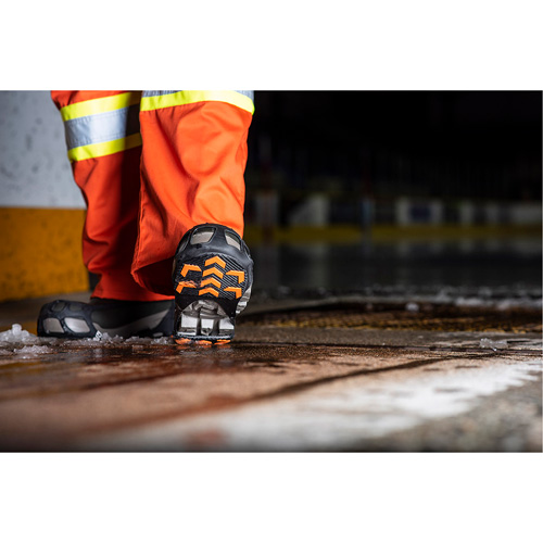 GripPro Spikeless Traction Aid, Rubber, Grooved Traction, Medium/Small Solutions industrielles ALPHA