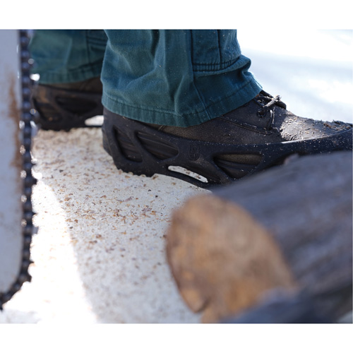 Brass Stride&reg; Non-Sparking Ice Cleats, Brass, Stud Traction, Small Solutions industrielles ALPHA
