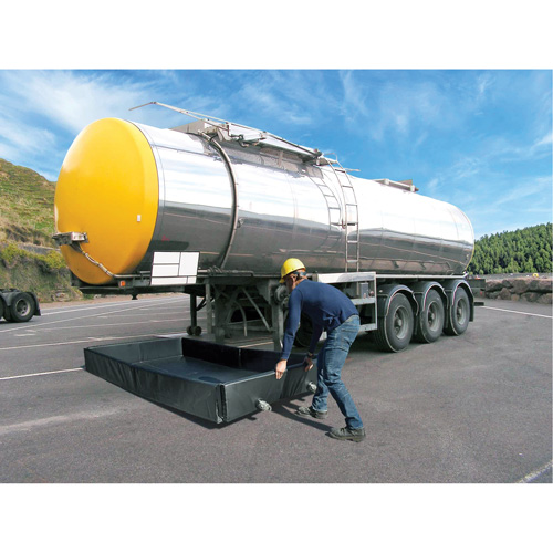 Berme Ultra-Tanker Berm, Capacit&eacute; 374 gal. US, 5' la x 10' lo x 12" h, Paroi en mousse Solutions industrielles ALPHA
