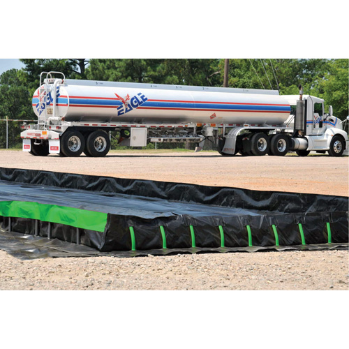 Berme Ultimate Copolymer 2000 Ultra-Containment Berm, Capacit&eacute; 5655 gal. US, 14' la x 54' lo x 12" h, Support &agrave; charni&egrave;re Solutions industrielles ALPHA