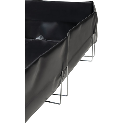 Berme &agrave; support en fil m&eacute;tallique, Capacit&eacute; 479 gal. US, 8' la x 10' lo x 12" h, Support en L Solutions industrielles ALPHA