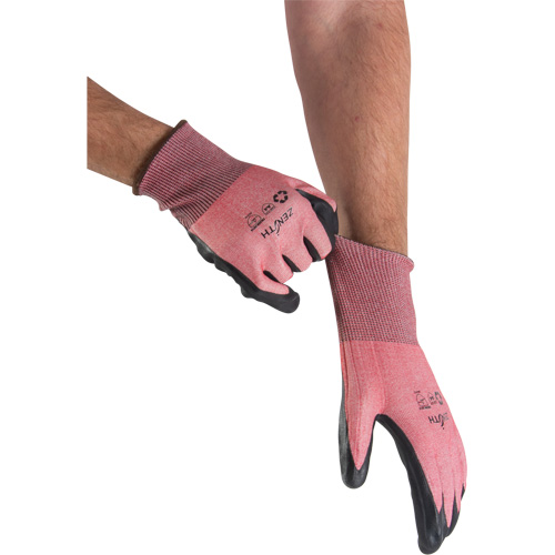 Gants &eacute;cologiques, l&eacute;gers, et r&eacute;sistants &agrave; la coupe, &agrave; haute dext&eacute;rit&eacute;, Taille 9, Calibre 18, Rev&ecirc;tement Mousse de nitrile, Enveloppe en Acier inoxydable/PEHP/rPET, ASTM ANSI niveau A4 Solutions industrielles ALPHA