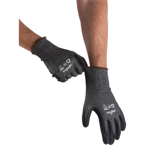 Gants &eacute;cologiques, l&eacute;gers, et r&eacute;sistants &agrave; la coupe, &agrave; haute dext&eacute;rit&eacute;, Taille 9, Calibre 21, Rev&ecirc;tement Mousse de nitrile, Enveloppe en Acier inoxydable/PEHP/rPET, ASTM ANSI niveau A5 Solutions industrielles ALPHA