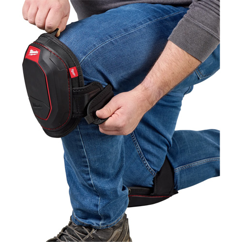 High-Mobility Knee Pad, Hook and Loop Style, Plastic Caps, Foam Pads Solutions industrielles ALPHA