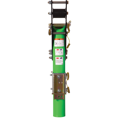 DBI-SALA&reg; Confined Space Universal Davit Mast Solutions industrielles ALPHA
