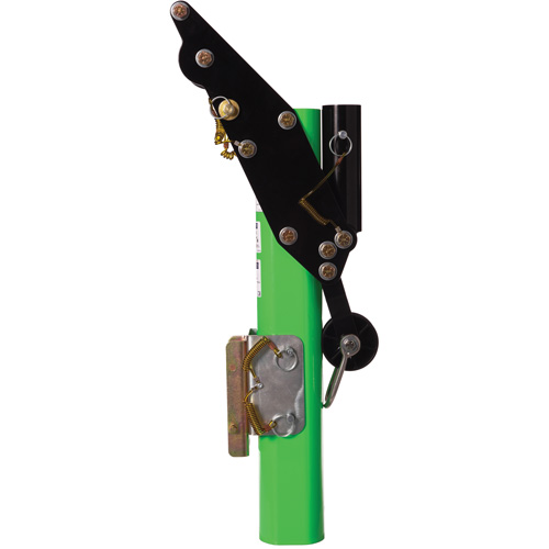 DBI-SALA&reg; Confined Space Universal Davit Mast Solutions industrielles ALPHA