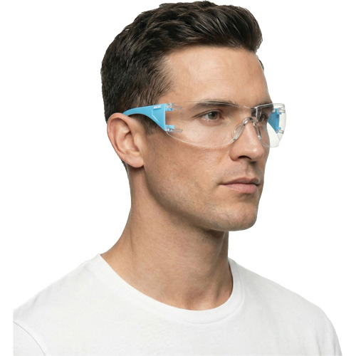 Adapt Lite Blue/White Safety Glasses, Clear Lens, Anti-Fog/Anti-Scratch, ANSI Z87+/Meets/Exceeds CSA Z94.3 Solutions industrielles ALPHA