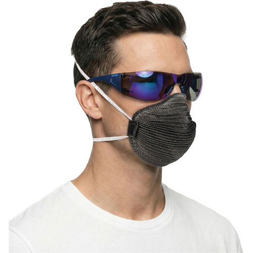 Lunettes de s&eacute;curit&eacute; Adapt Lite, Lentille Miroir bleu, Antibu&eacute;e/Anti-&eacute;gratignures, ANSI Z87+/R&eacute;pond ou surpasse la norme CSA Z94.3 Solutions industrielles ALPHA