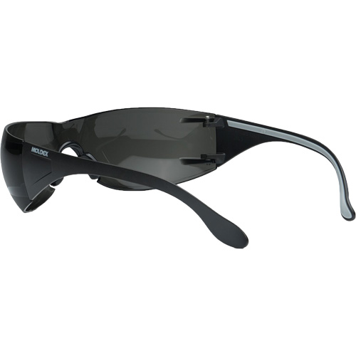Lunettes de s&eacute;curit&eacute; Adapt Lite, Lentille Fum&eacute;e, Antibu&eacute;e/Anti-&eacute;gratignures, ANSI Z87+/R&eacute;pond ou surpasse la norme CSA Z94.3 Solutions industrielles ALPHA