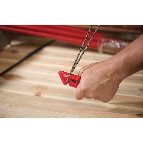 Couteau utilitaire compact pour usage multiple Solutions industrielles ALPHA