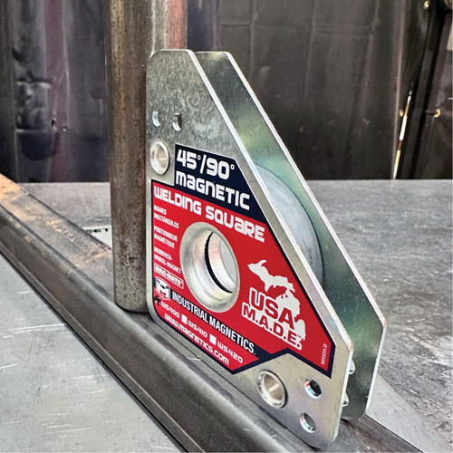 &eacute;querres de soudage magn&eacute;tiques, 3-3/4" lo x 3/4" la x 4-3/8" h, 75 lb Solutions industrielles ALPHA