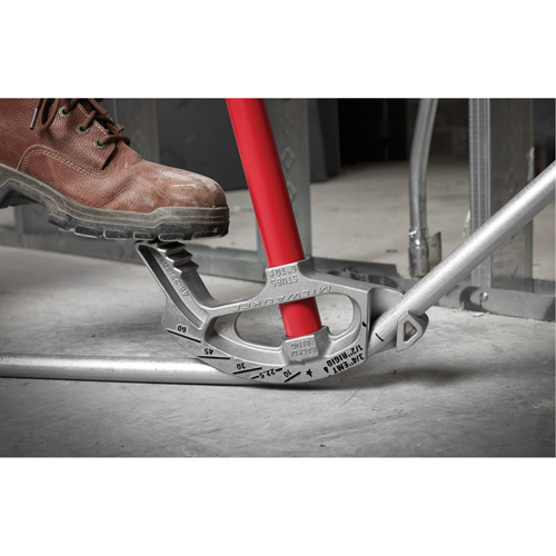 Machine &agrave; plier les conduits en aluminium Solutions industrielles ALPHA