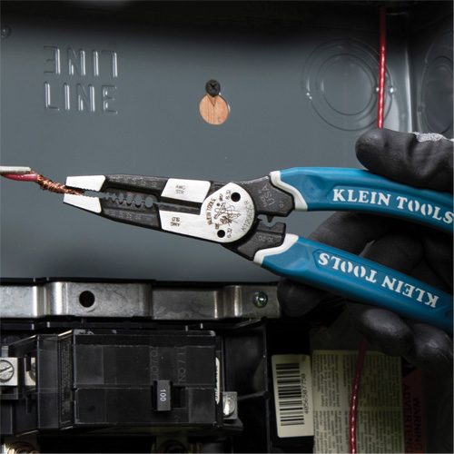 Outil polyvalent Klein-Kurve pour d&eacute;nuder, couper et sertir les fils, 8-1/4" lo, 8 - 20 AWG Solutions industrielles ALPHA