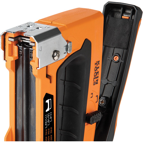 Loose Cable Stapler, 5/16"/1/4"/11/32" Staples Solutions industrielles ALPHA