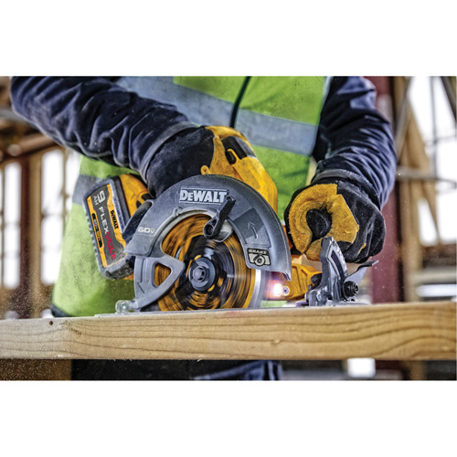 Ensemble de scie circulaire sans balai Flexvolt Max avec frein &eacute;lectrique, 7-1/4", 60 V Solutions industrielles ALPHA