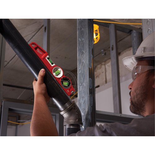 Die Cast Torpedo Level with 360 Degree Locking Vial, 10" L, Aluminum, 3 Vials, Magnetic Solutions industrielles ALPHA