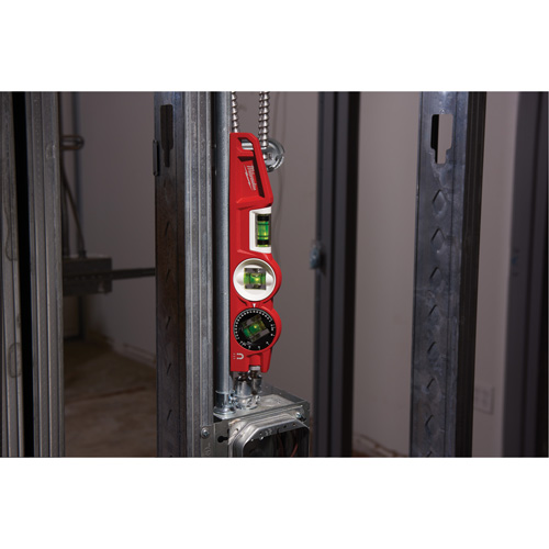 Die Cast Torpedo Level with 360 Degree Locking Vial, 10" L, Aluminum, 3 Vials, Magnetic Solutions industrielles ALPHA