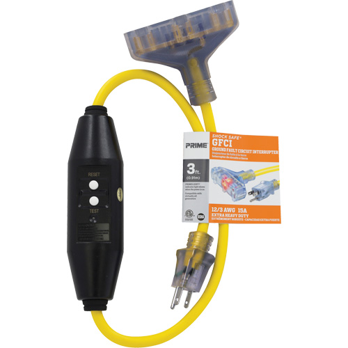 Adaptateurs pour disjoncteurs de fuite &agrave; la terre &agrave; trois prises Shocksafe, 125 V, 15 A, Cordon de 3' Solutions industrielles ALPHA