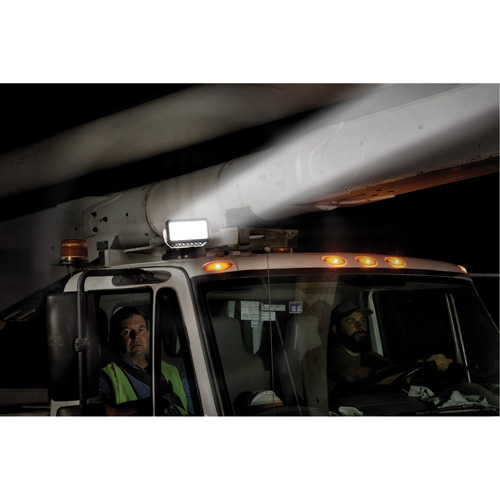 Utility Remote Control Search Light, LED, 4250 Lumens Solutions industrielles ALPHA